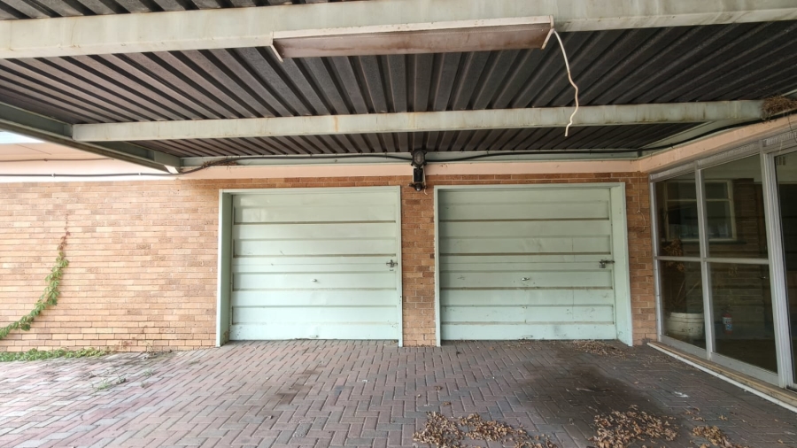 4 Bedroom Property for Sale in Hennenman Free State